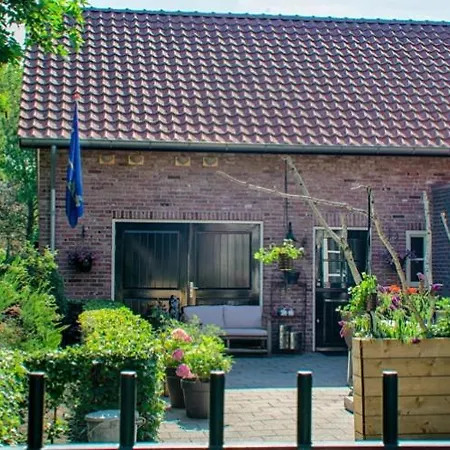 Guesthouse Valkenswaard בית הארחה 3*
